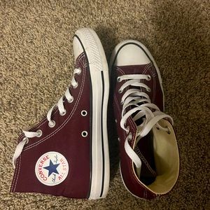 Womens high top maroon converse
